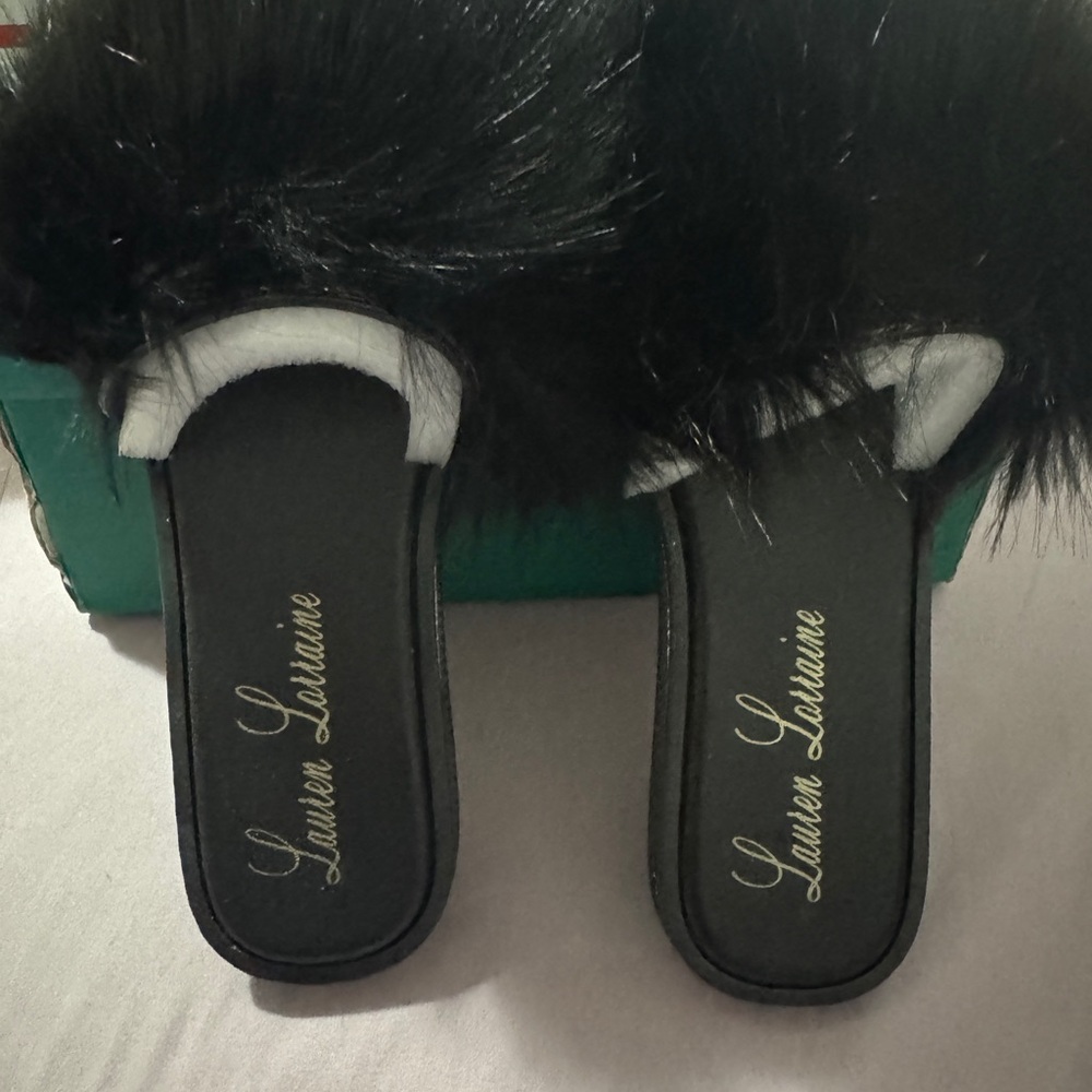 Lauren Lorraine Fur Slides Women’s Small New In Box